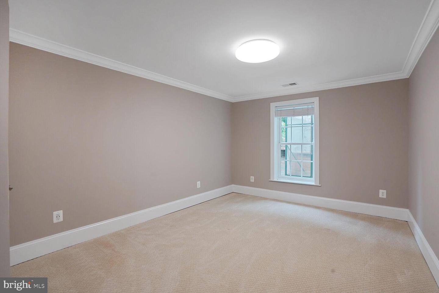 13013 DUNHILL DR, FAIRFAX, Virginia 22030, 5 Bedrooms Bedrooms, ,4 BathroomsBathrooms,Residential,For sale,13013 DUNHILL DR,VAFX2243650 MLS # VAFX2243650