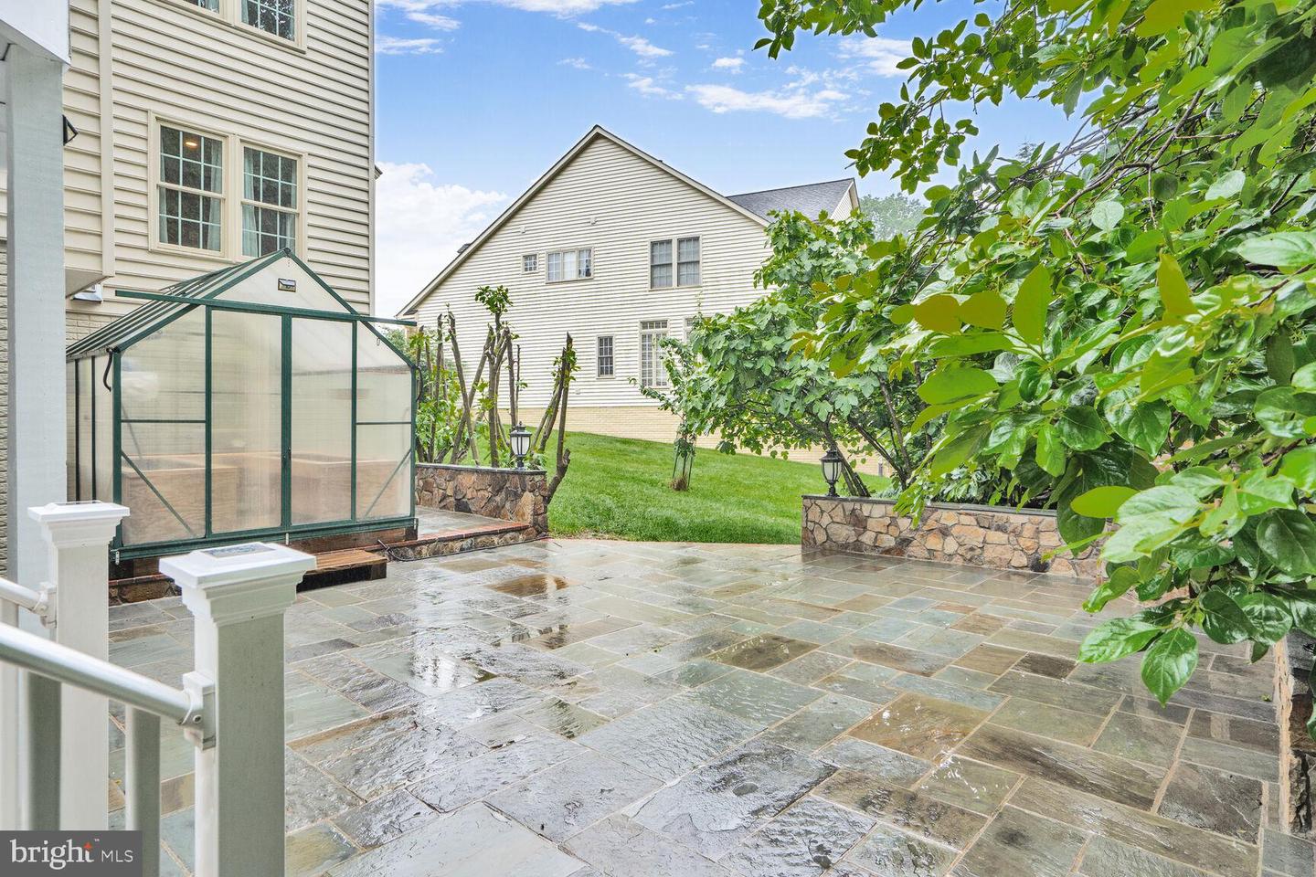 13013 DUNHILL DR, FAIRFAX, Virginia 22030, 5 Bedrooms Bedrooms, ,4 BathroomsBathrooms,Residential,For sale,13013 DUNHILL DR,VAFX2243650 MLS # VAFX2243650