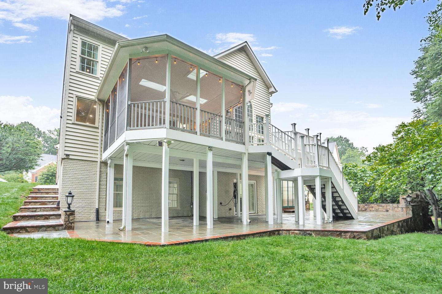 13013 DUNHILL DR, FAIRFAX, Virginia 22030, 5 Bedrooms Bedrooms, ,4 BathroomsBathrooms,Residential,For sale,13013 DUNHILL DR,VAFX2243650 MLS # VAFX2243650