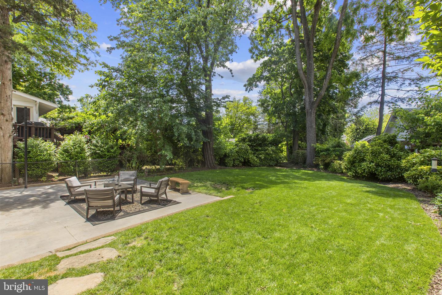 6200 BROAD BRANCH RD NW, WASHINGTON, District Of Columbia 20015, 5 Bedrooms Bedrooms, ,3 BathroomsBathrooms,Residential,For sale,6200 BROAD BRANCH RD NW,DCDC2202808 MLS # DCDC2202808