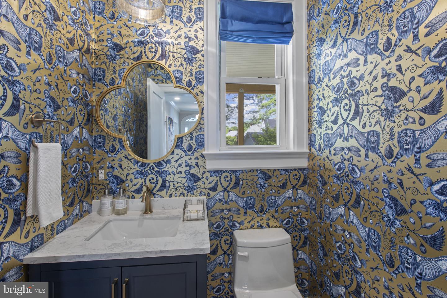6200 BROAD BRANCH RD NW, WASHINGTON, District Of Columbia 20015, 5 Bedrooms Bedrooms, ,3 BathroomsBathrooms,Residential,For sale,6200 BROAD BRANCH RD NW,DCDC2202808 MLS # DCDC2202808