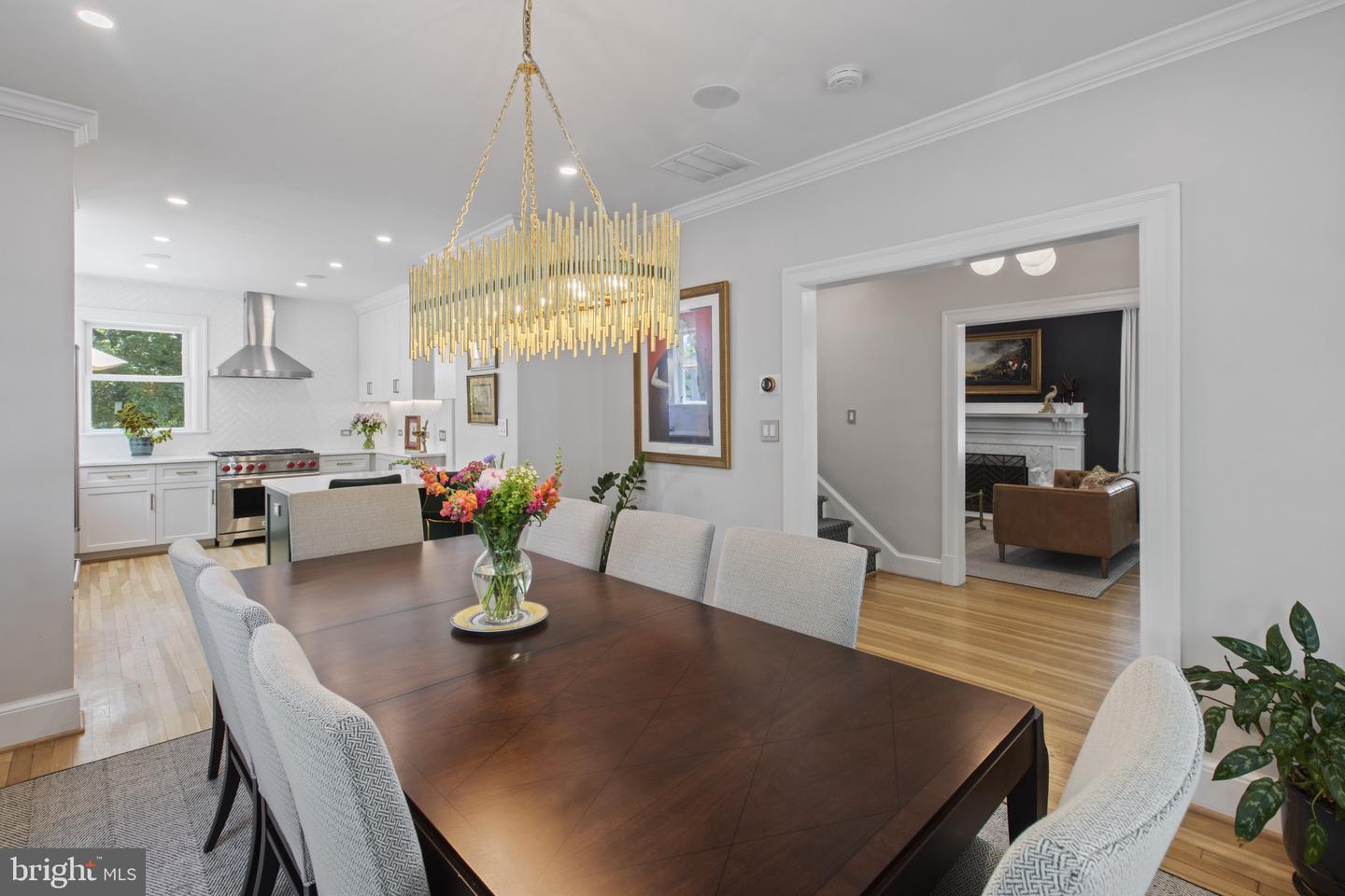 6200 BROAD BRANCH RD NW, WASHINGTON, District Of Columbia 20015, 5 Bedrooms Bedrooms, ,3 BathroomsBathrooms,Residential,For sale,6200 BROAD BRANCH RD NW,DCDC2202808 MLS # DCDC2202808