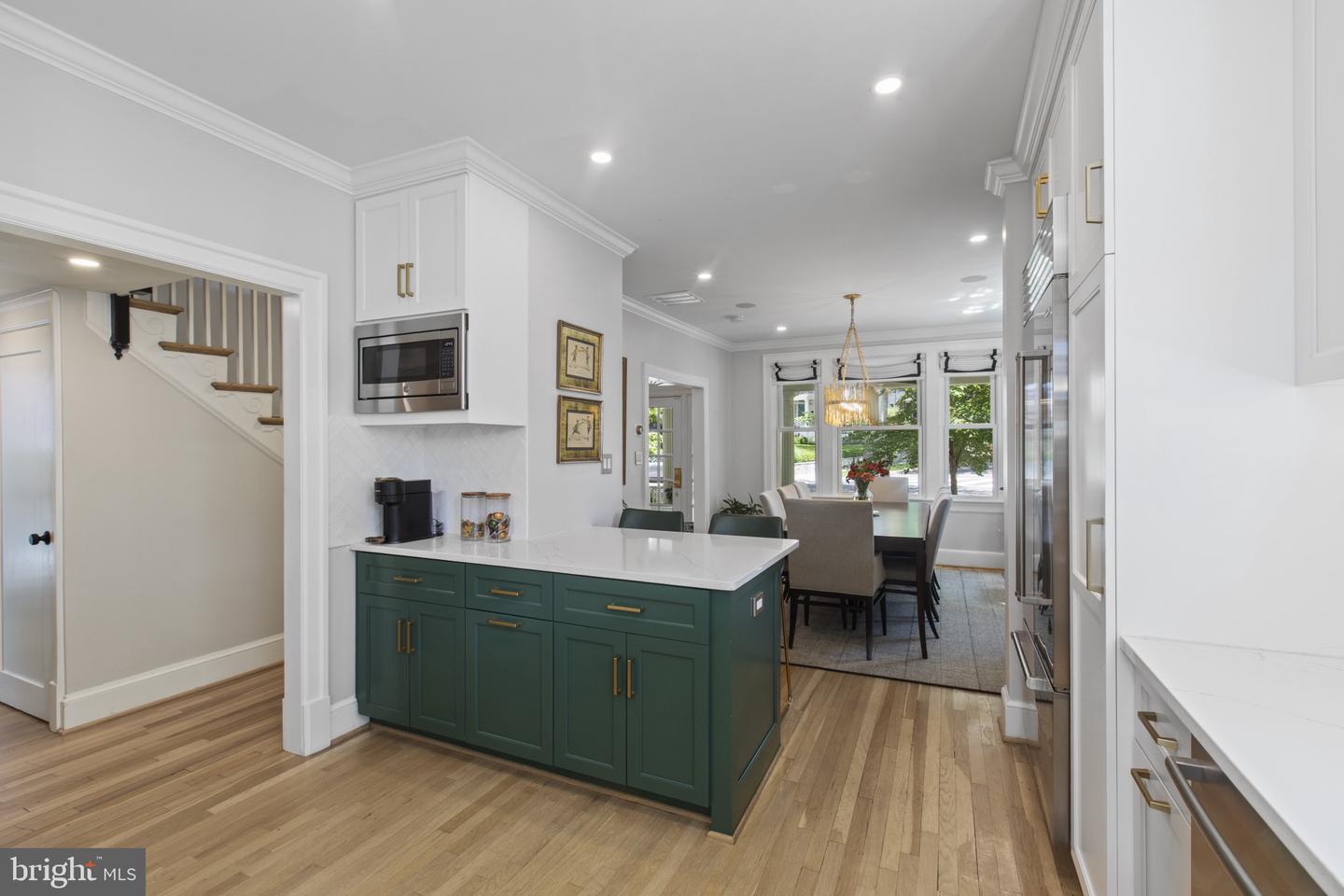 6200 BROAD BRANCH RD NW, WASHINGTON, District Of Columbia 20015, 5 Bedrooms Bedrooms, ,3 BathroomsBathrooms,Residential,For sale,6200 BROAD BRANCH RD NW,DCDC2202808 MLS # DCDC2202808