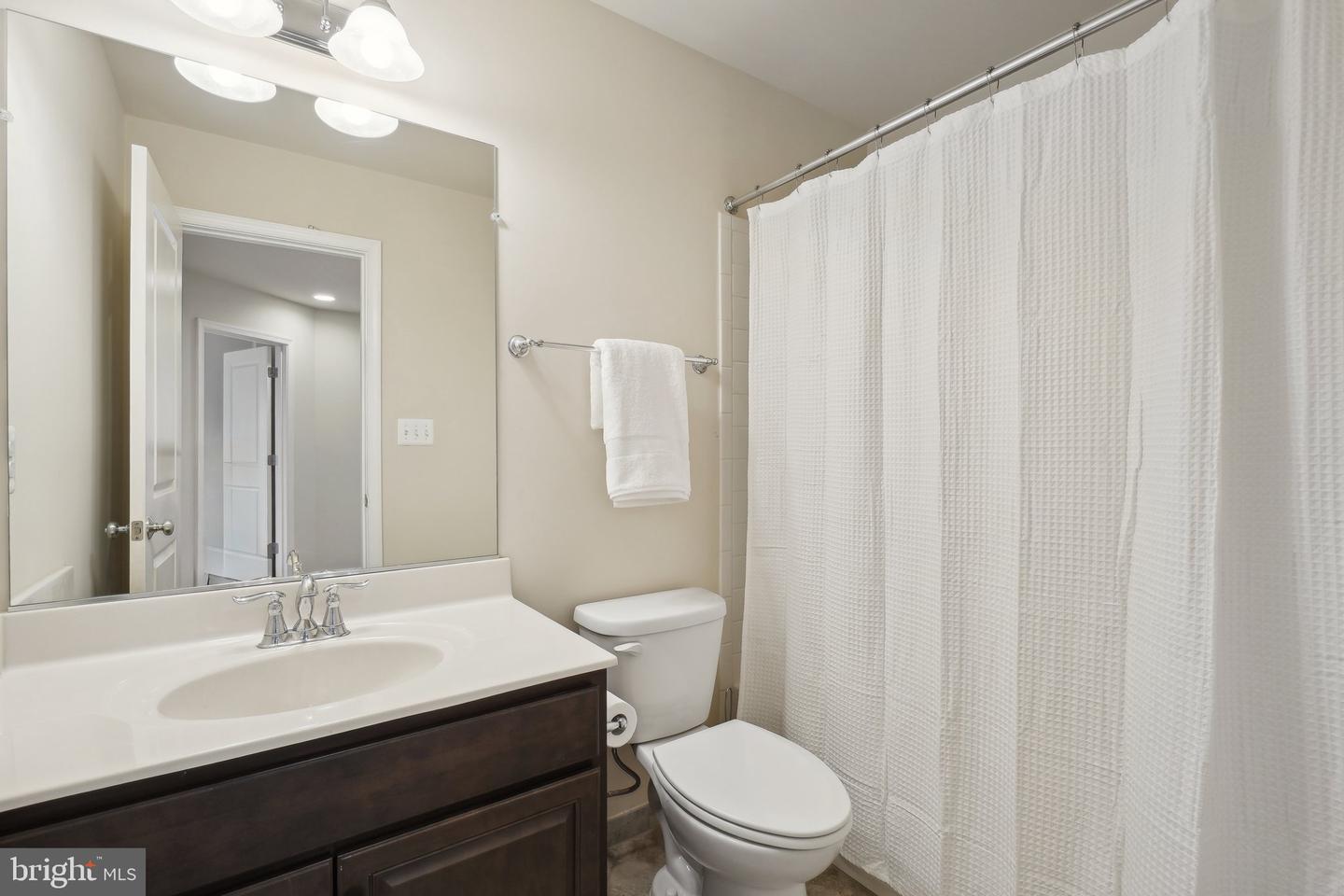15915 DARLING PL, HAYMARKET, Virginia 20169, 4 Bedrooms Bedrooms, ,3 BathroomsBathrooms,Residential,For sale,15915 DARLING PL,VAPW2095700 MLS # VAPW2095700