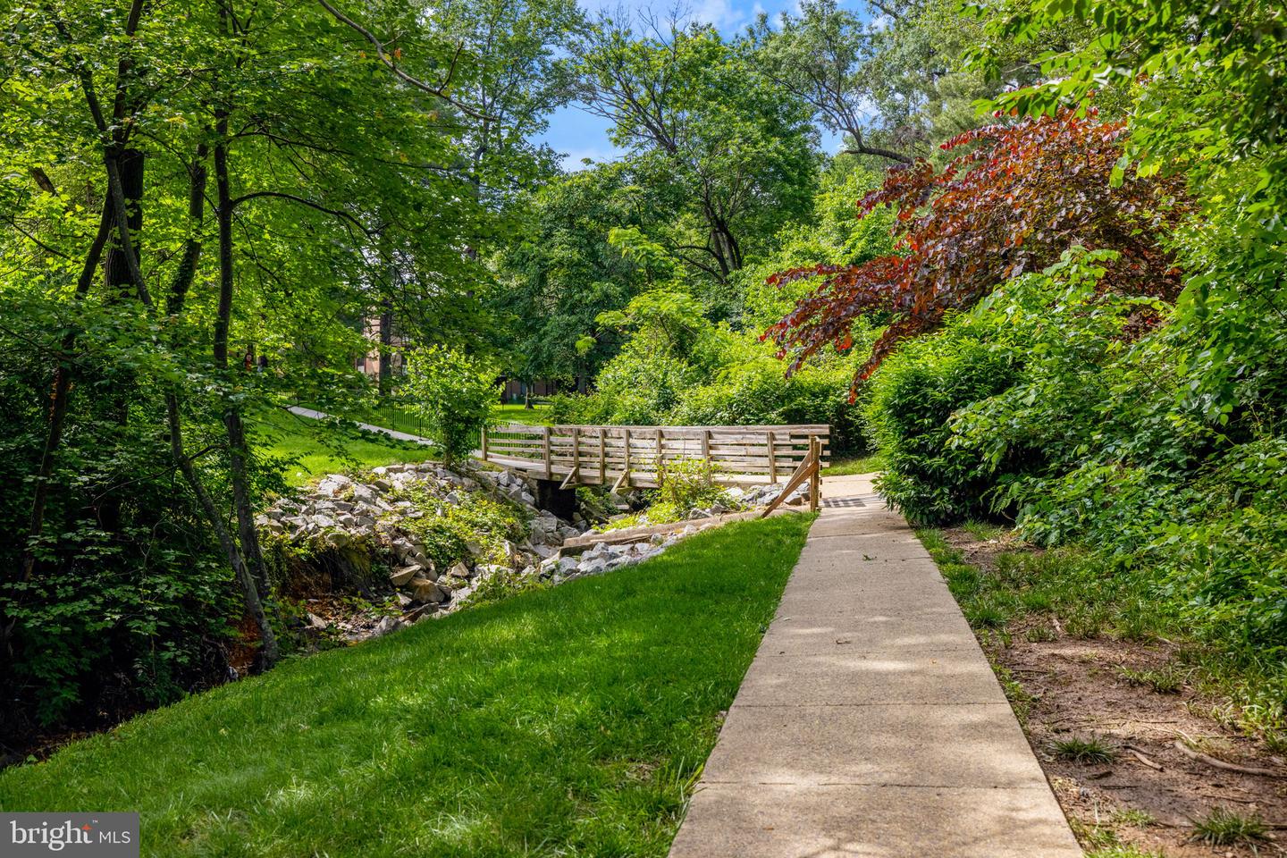 9731 KINGS CROWN CT #201, FAIRFAX, Virginia 22031, 3 Bedrooms Bedrooms, ,2 BathroomsBathrooms,Residential,For sale,9731 KINGS CROWN CT #201,VAFX2243616 MLS # VAFX2243616