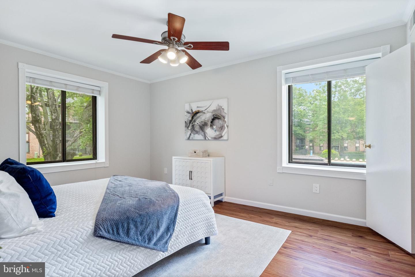 9731 KINGS CROWN CT #201, FAIRFAX, Virginia 22031, 3 Bedrooms Bedrooms, ,2 BathroomsBathrooms,Residential,For sale,9731 KINGS CROWN CT #201,VAFX2243616 MLS # VAFX2243616
