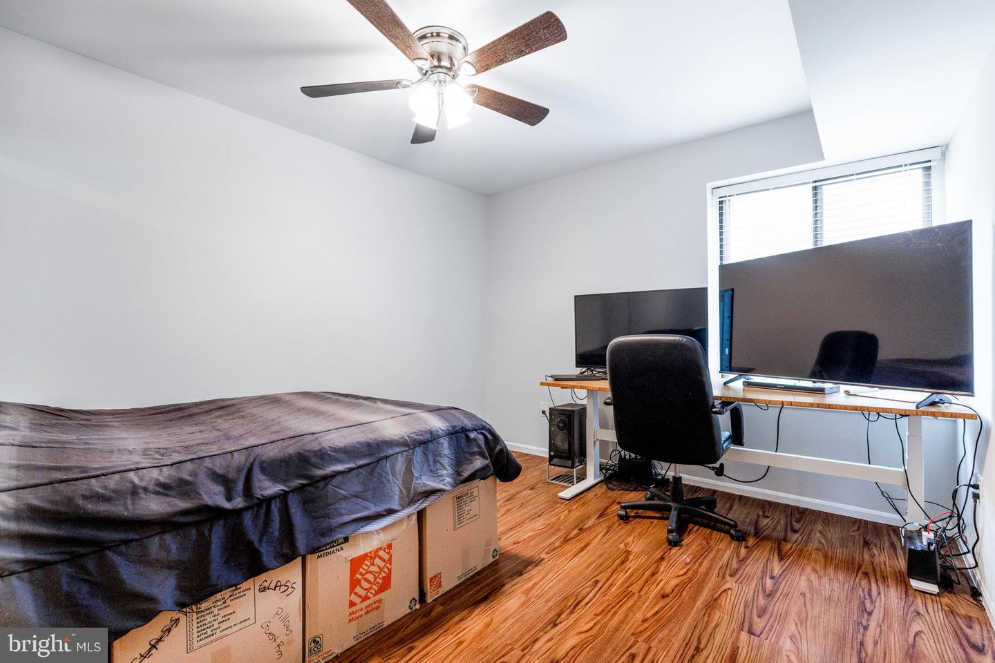 9731 KINGS CROWN CT #201, FAIRFAX, Virginia 22031, 3 Bedrooms Bedrooms, ,2 BathroomsBathrooms,Residential,For sale,9731 KINGS CROWN CT #201,VAFX2243616 MLS # VAFX2243616