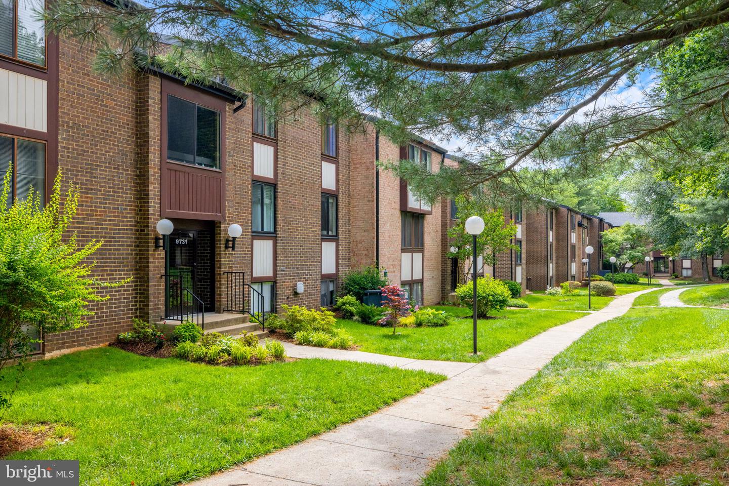 9731 KINGS CROWN CT #201, FAIRFAX, Virginia 22031, 3 Bedrooms Bedrooms, ,2 BathroomsBathrooms,Residential,For sale,9731 KINGS CROWN CT #201,VAFX2243616 MLS # VAFX2243616
