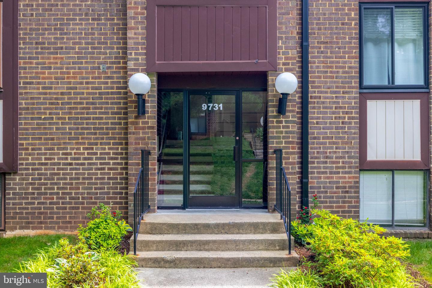 9731 KINGS CROWN CT #201, FAIRFAX, Virginia 22031, 3 Bedrooms Bedrooms, ,2 BathroomsBathrooms,Residential,For sale,9731 KINGS CROWN CT #201,VAFX2243616 MLS # VAFX2243616