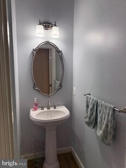 42621 OFFENHAM TER, CHANTILLY, Virginia 20152, 4 Bedrooms Bedrooms, ,3 BathroomsBathrooms,Residential,For sale,42621 OFFENHAM TER,VALO2097980 MLS # VALO2097980