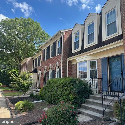 6125 SUMMER PARK LN, ALEXANDRIA, Virginia 22315, 3 Bedrooms Bedrooms, ,3 BathroomsBathrooms,Residential,For sale,6125 SUMMER PARK LN,VAFX2243648 MLS # VAFX2243648