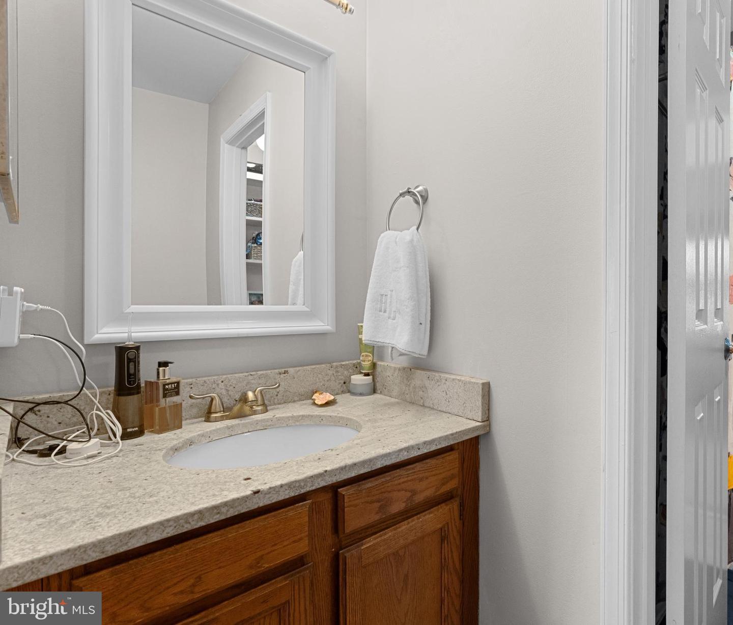 416 W GLEBE RD, ALEXANDRIA, Virginia 22305, 3 Bedrooms Bedrooms, ,2 BathroomsBathrooms,Residential,For sale,416 W GLEBE RD,VAAX2045794 MLS # VAAX2045794