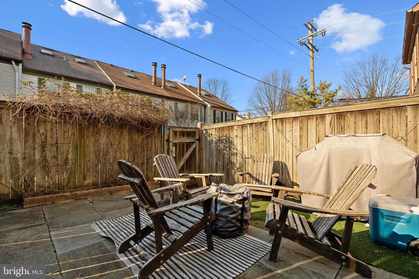 416 W GLEBE RD, ALEXANDRIA, Virginia 22305, 3 Bedrooms Bedrooms, ,2 BathroomsBathrooms,Residential,For sale,416 W GLEBE RD,VAAX2045794 MLS # VAAX2045794