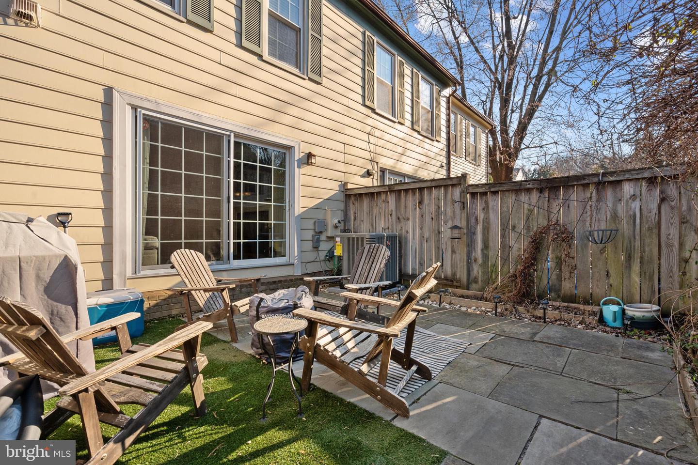 416 W GLEBE RD, ALEXANDRIA, Virginia 22305, 3 Bedrooms Bedrooms, ,2 BathroomsBathrooms,Residential,For sale,416 W GLEBE RD,VAAX2045794 MLS # VAAX2045794