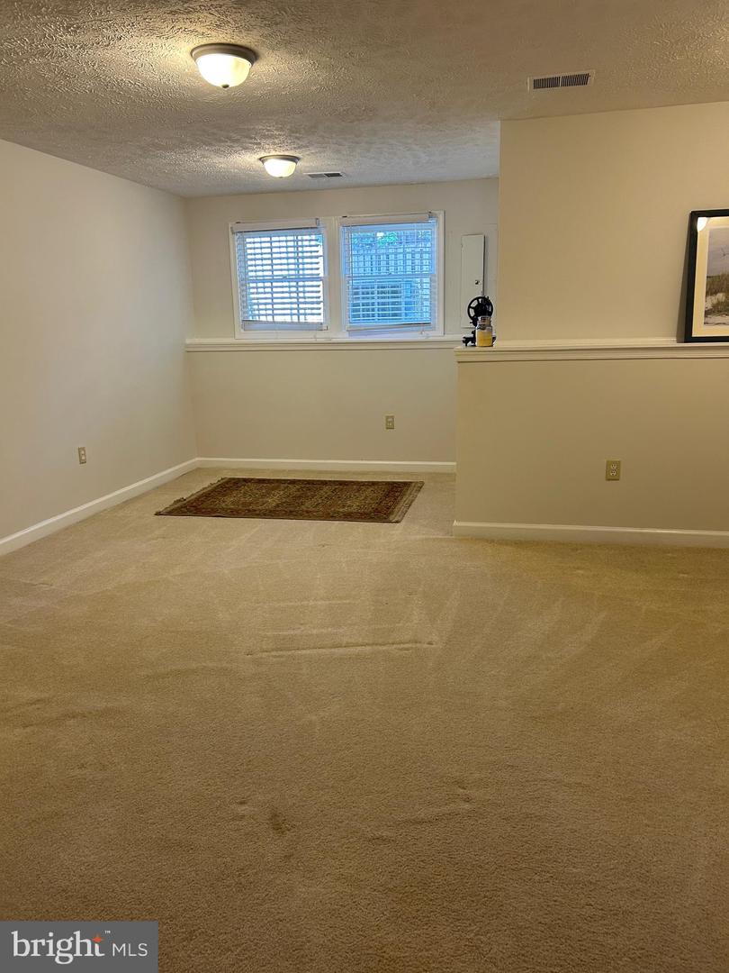 15496 TRAVAILER CT, WOODBRIDGE, Virginia 22193, 4 Bedrooms Bedrooms, ,3 BathroomsBathrooms,Residential,For sale,15496 TRAVAILER CT,VAPW2095706 MLS # VAPW2095706