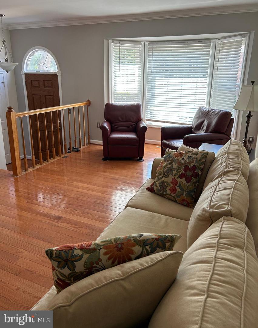15496 TRAVAILER CT, WOODBRIDGE, Virginia 22193, 4 Bedrooms Bedrooms, ,3 BathroomsBathrooms,Residential,For sale,15496 TRAVAILER CT,VAPW2095706 MLS # VAPW2095706