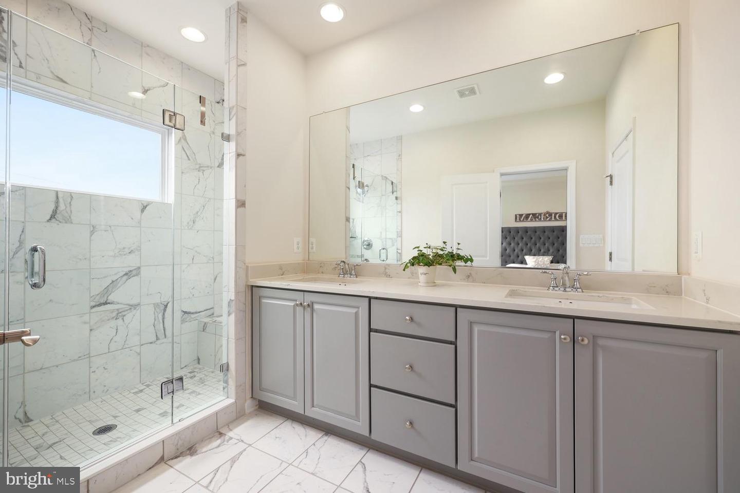 42271 OTTER CREEK TER, ASHBURN, Virginia 20148, 3 Bedrooms Bedrooms, ,3 BathroomsBathrooms,Residential,For sale,42271 OTTER CREEK TER,VALO2098078 MLS # VALO2098078