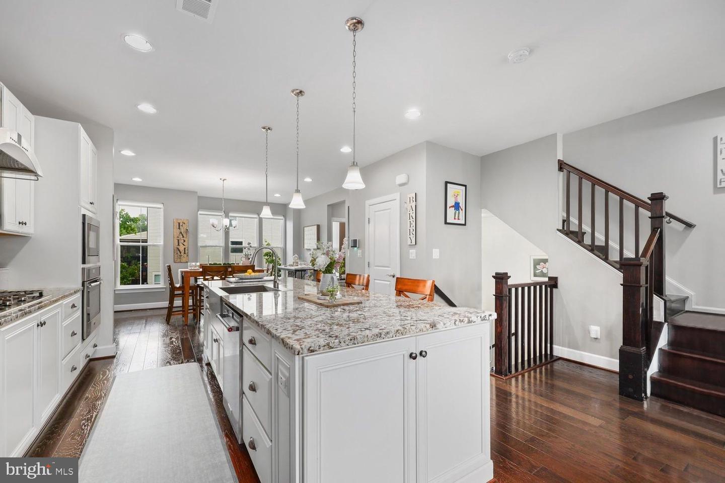 42271 OTTER CREEK TER, ASHBURN, Virginia 20148, 3 Bedrooms Bedrooms, ,3 BathroomsBathrooms,Residential,For sale,42271 OTTER CREEK TER,VALO2098078 MLS # VALO2098078