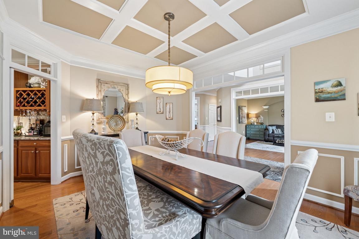 4872 AUTUMN GLORY WAY, CHANTILLY, Virginia 20151, 4 Bedrooms Bedrooms, ,4 BathroomsBathrooms,Residential,For sale,4872 AUTUMN GLORY WAY,VAFX2243714 MLS # VAFX2243714