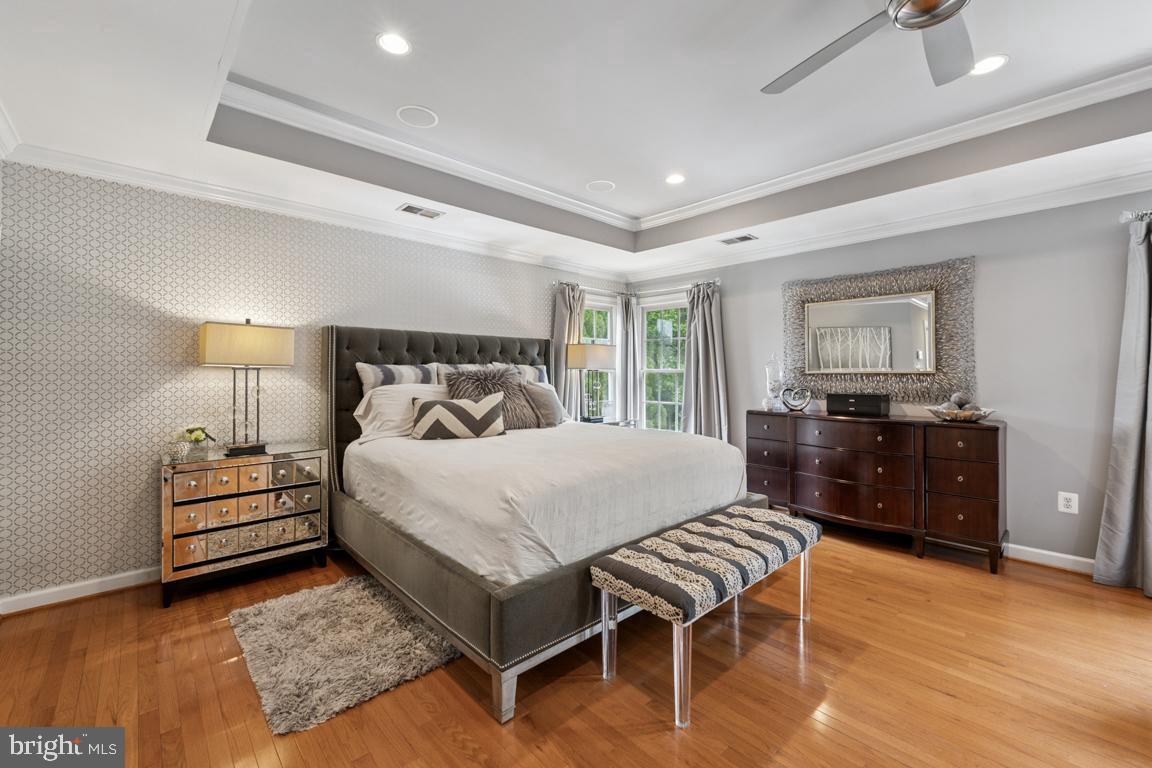 4872 AUTUMN GLORY WAY, CHANTILLY, Virginia 20151, 4 Bedrooms Bedrooms, ,4 BathroomsBathrooms,Residential,For sale,4872 AUTUMN GLORY WAY,VAFX2243714 MLS # VAFX2243714