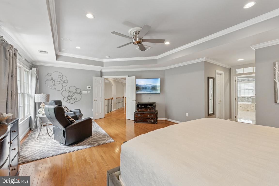 4872 AUTUMN GLORY WAY, CHANTILLY, Virginia 20151, 4 Bedrooms Bedrooms, ,4 BathroomsBathrooms,Residential,For sale,4872 AUTUMN GLORY WAY,VAFX2243714 MLS # VAFX2243714