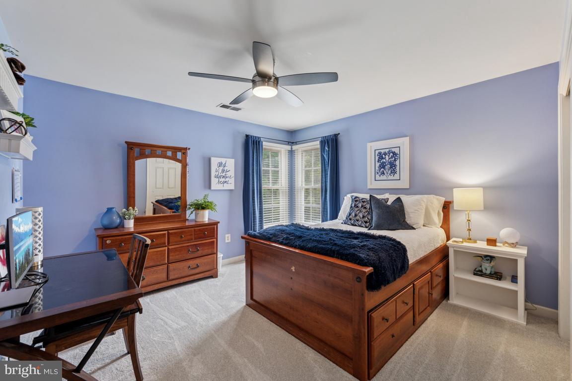 4872 AUTUMN GLORY WAY, CHANTILLY, Virginia 20151, 4 Bedrooms Bedrooms, ,4 BathroomsBathrooms,Residential,For sale,4872 AUTUMN GLORY WAY,VAFX2243714 MLS # VAFX2243714