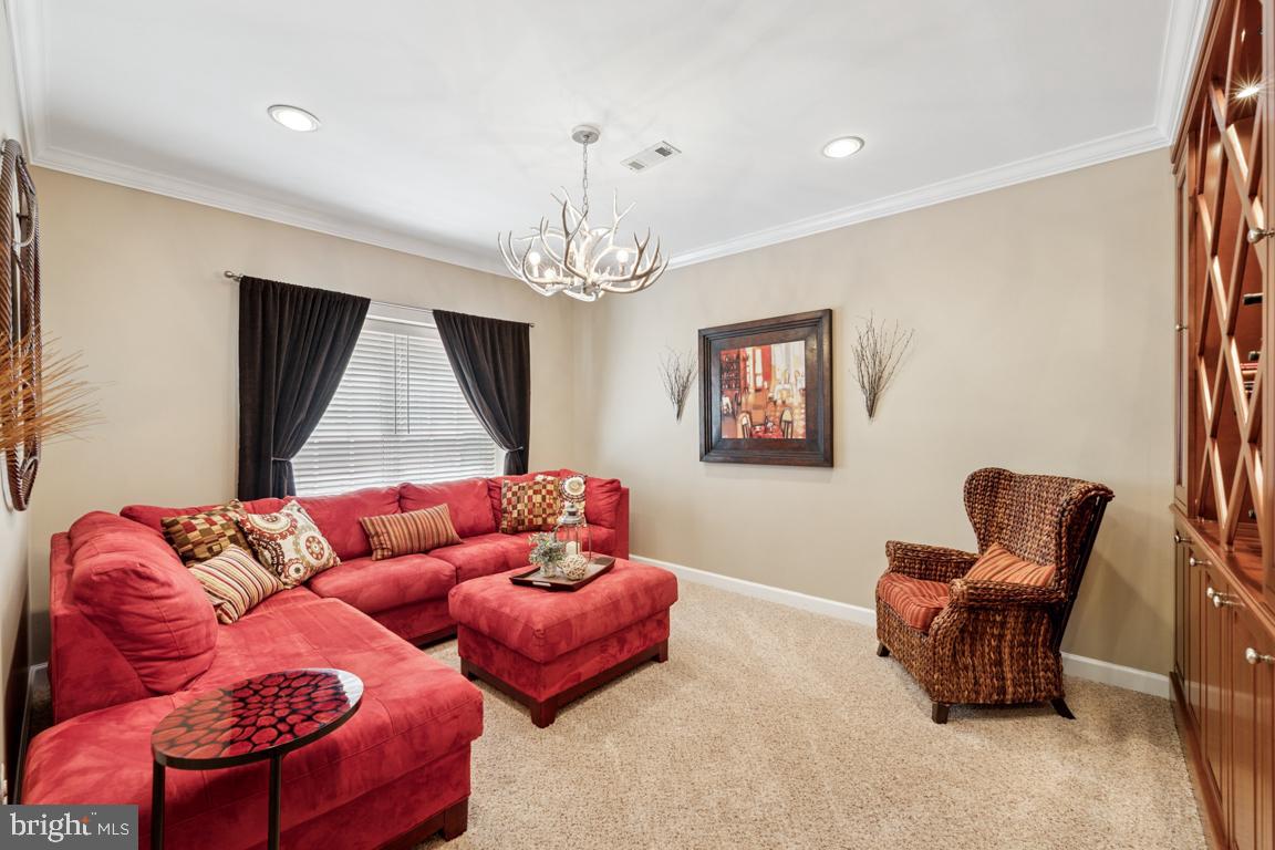 4872 AUTUMN GLORY WAY, CHANTILLY, Virginia 20151, 4 Bedrooms Bedrooms, ,4 BathroomsBathrooms,Residential,For sale,4872 AUTUMN GLORY WAY,VAFX2243714 MLS # VAFX2243714