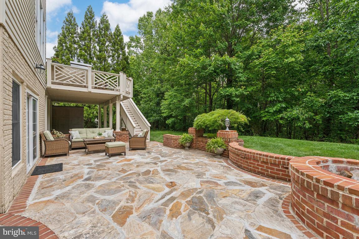 4872 AUTUMN GLORY WAY, CHANTILLY, Virginia 20151, 4 Bedrooms Bedrooms, ,4 BathroomsBathrooms,Residential,For sale,4872 AUTUMN GLORY WAY,VAFX2243714 MLS # VAFX2243714