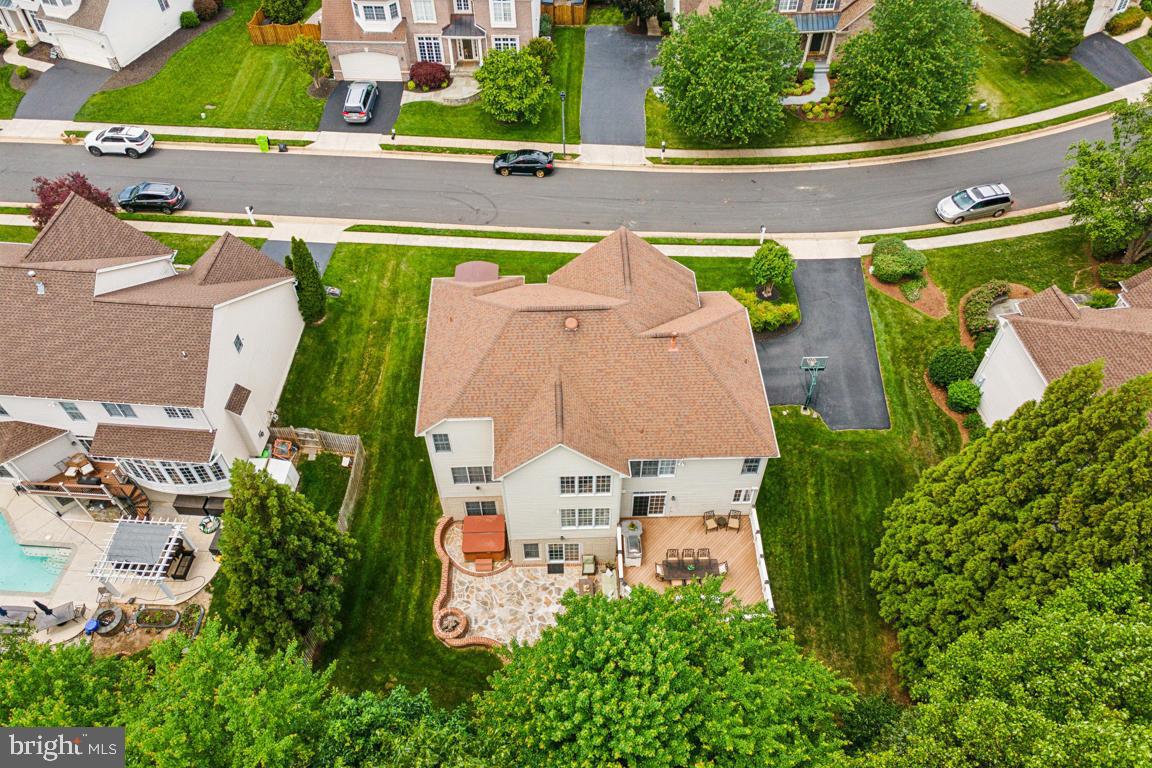 4872 AUTUMN GLORY WAY, CHANTILLY, Virginia 20151, 4 Bedrooms Bedrooms, ,4 BathroomsBathrooms,Residential,For sale,4872 AUTUMN GLORY WAY,VAFX2243714 MLS # VAFX2243714