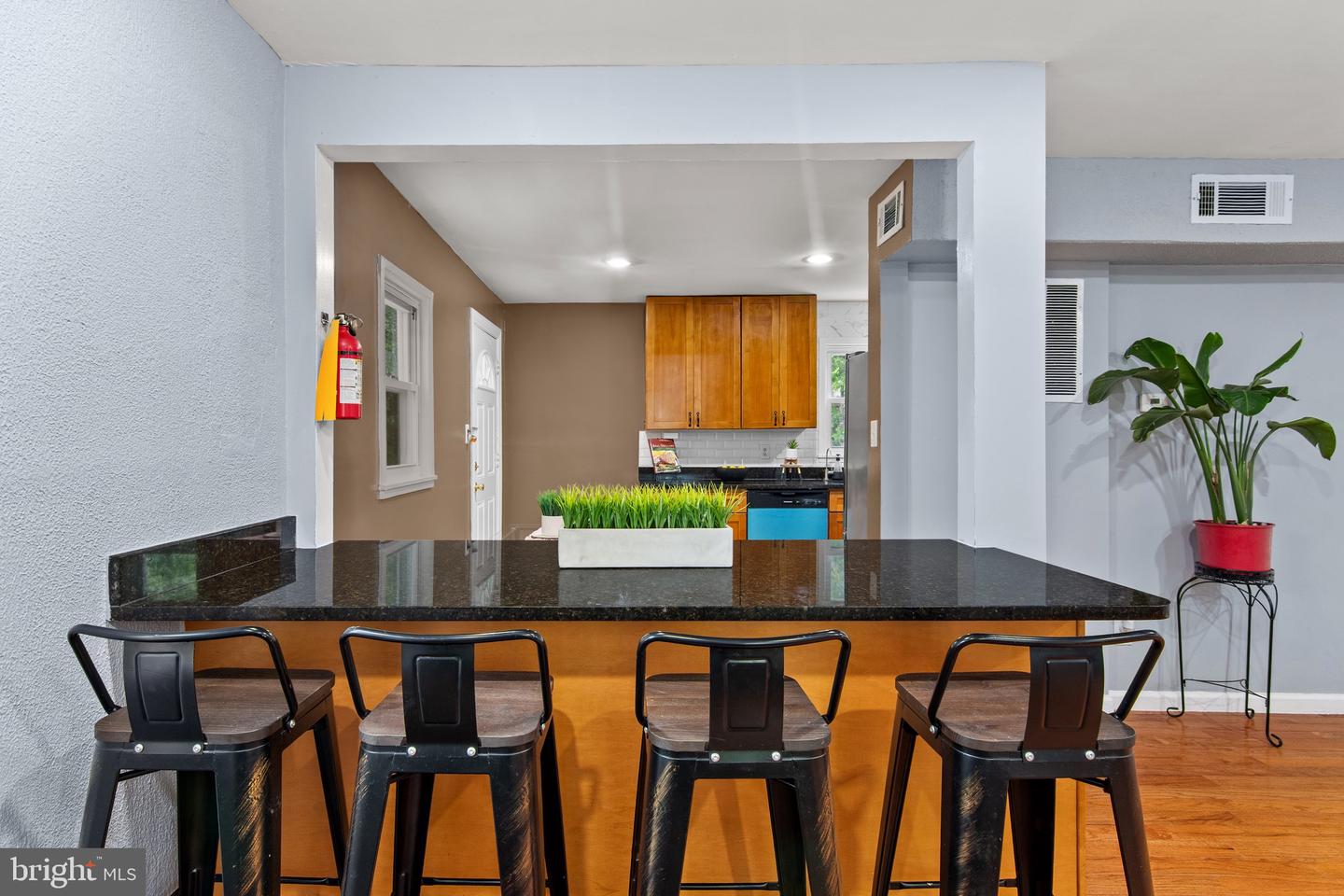 2322 FORT DR, ALEXANDRIA, Virginia 22303, 6 Bedrooms Bedrooms, ,3 BathroomsBathrooms,Residential,For sale,2322 FORT DR,VAFX2243730 MLS # VAFX2243730