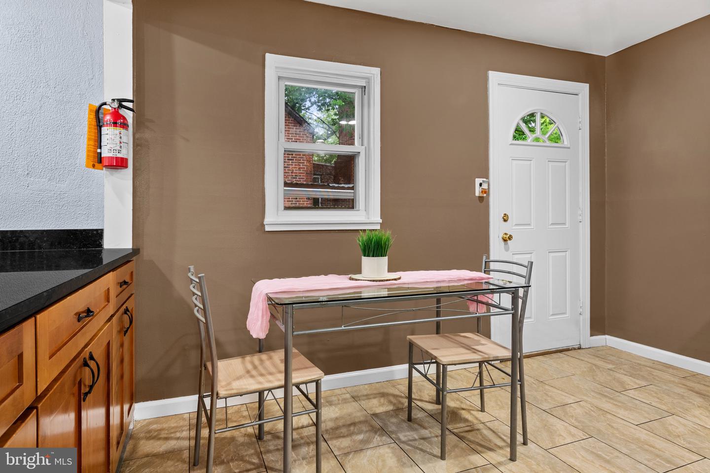 2322 FORT DR, ALEXANDRIA, Virginia 22303, 6 Bedrooms Bedrooms, ,3 BathroomsBathrooms,Residential,For sale,2322 FORT DR,VAFX2243730 MLS # VAFX2243730