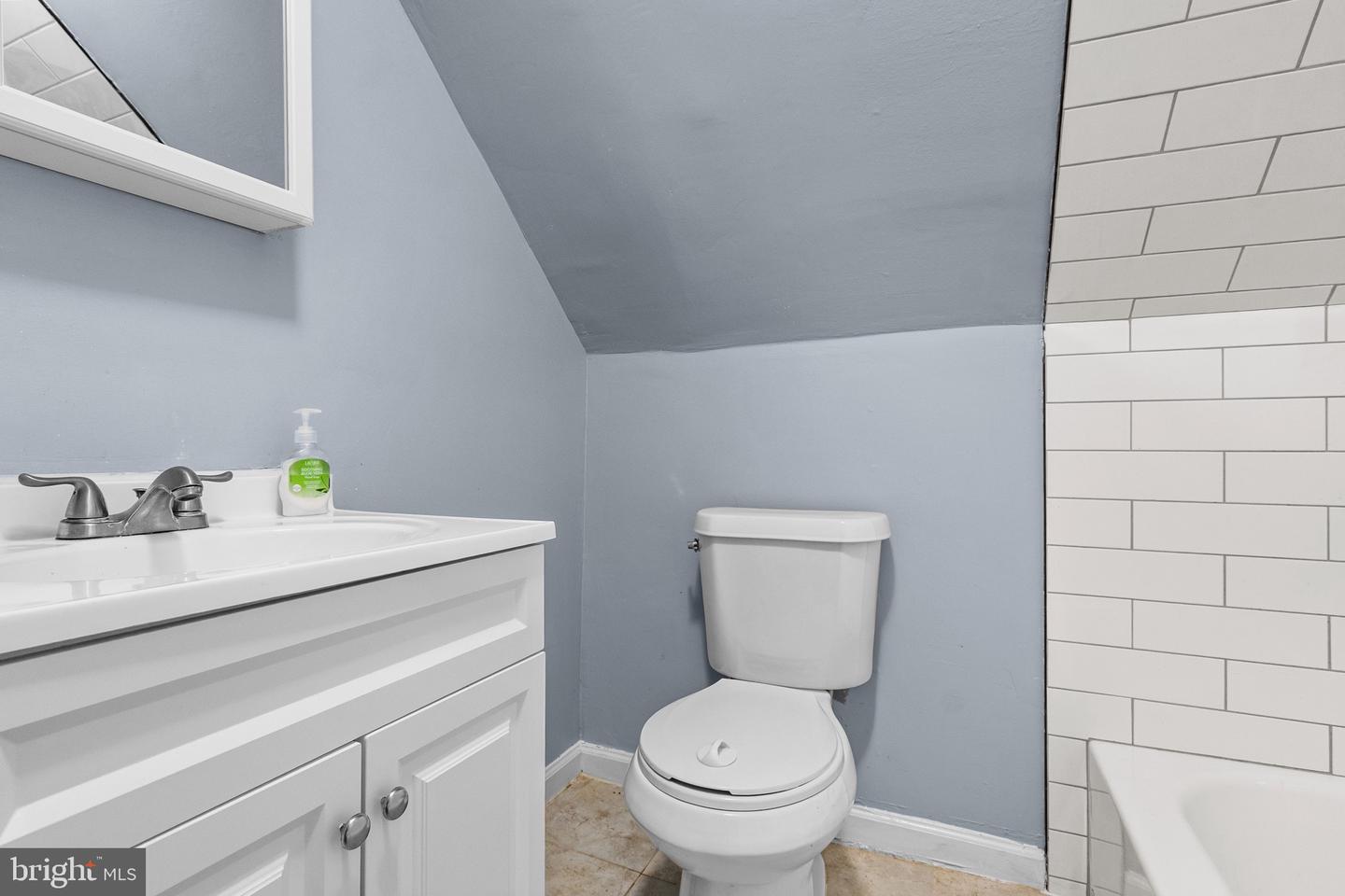 2322 FORT DR, ALEXANDRIA, Virginia 22303, 6 Bedrooms Bedrooms, ,3 BathroomsBathrooms,Residential,For sale,2322 FORT DR,VAFX2243730 MLS # VAFX2243730