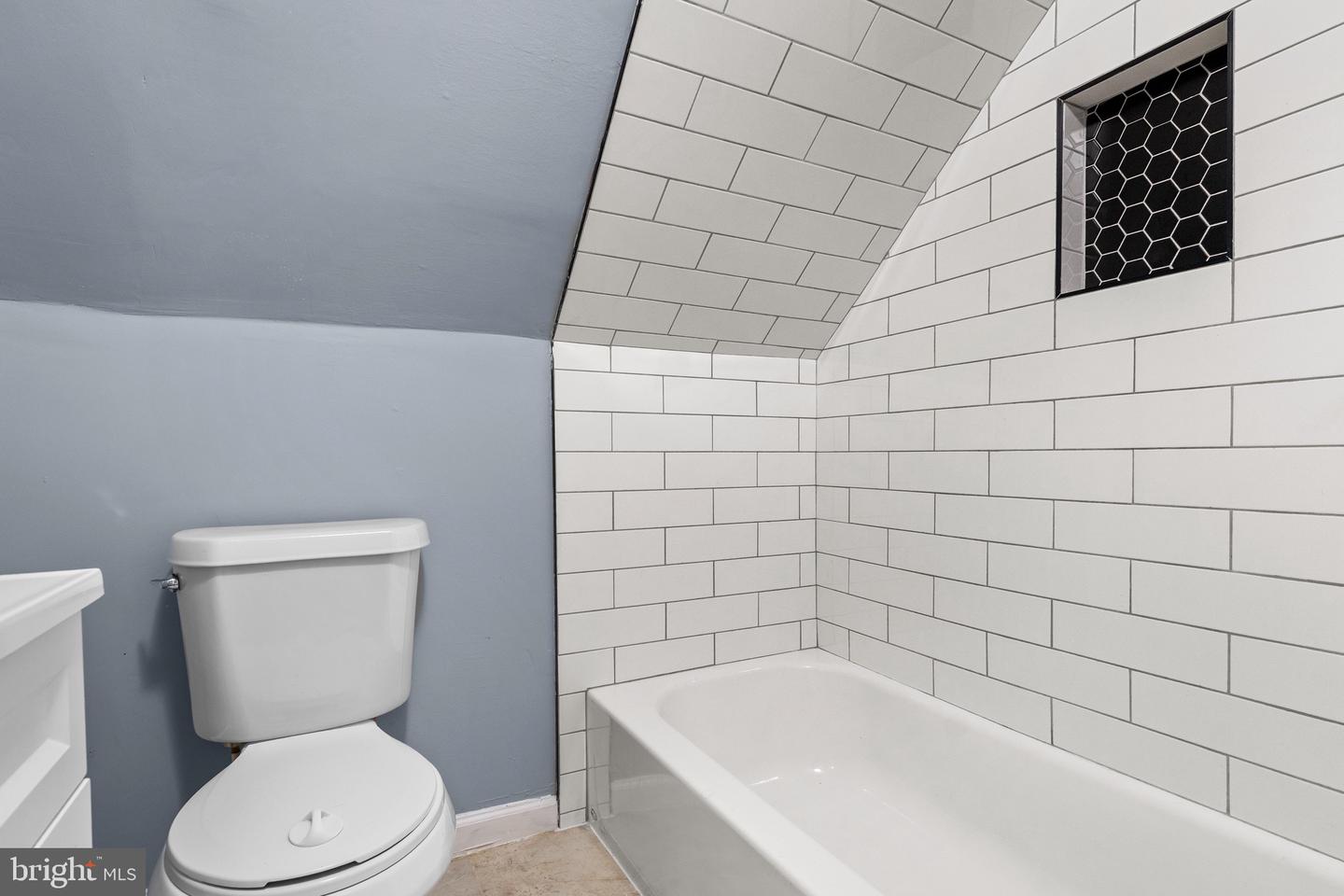 2322 FORT DR, ALEXANDRIA, Virginia 22303, 6 Bedrooms Bedrooms, ,3 BathroomsBathrooms,Residential,For sale,2322 FORT DR,VAFX2243730 MLS # VAFX2243730