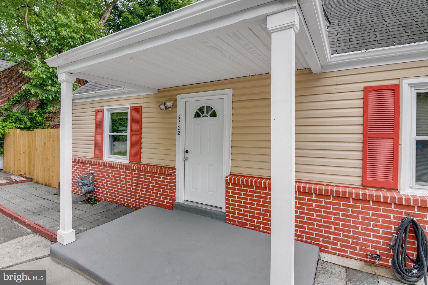 2322 FORT DR, ALEXANDRIA, Virginia 22303, 6 Bedrooms Bedrooms, ,3 BathroomsBathrooms,Residential,For sale,2322 FORT DR,VAFX2243730 MLS # VAFX2243730