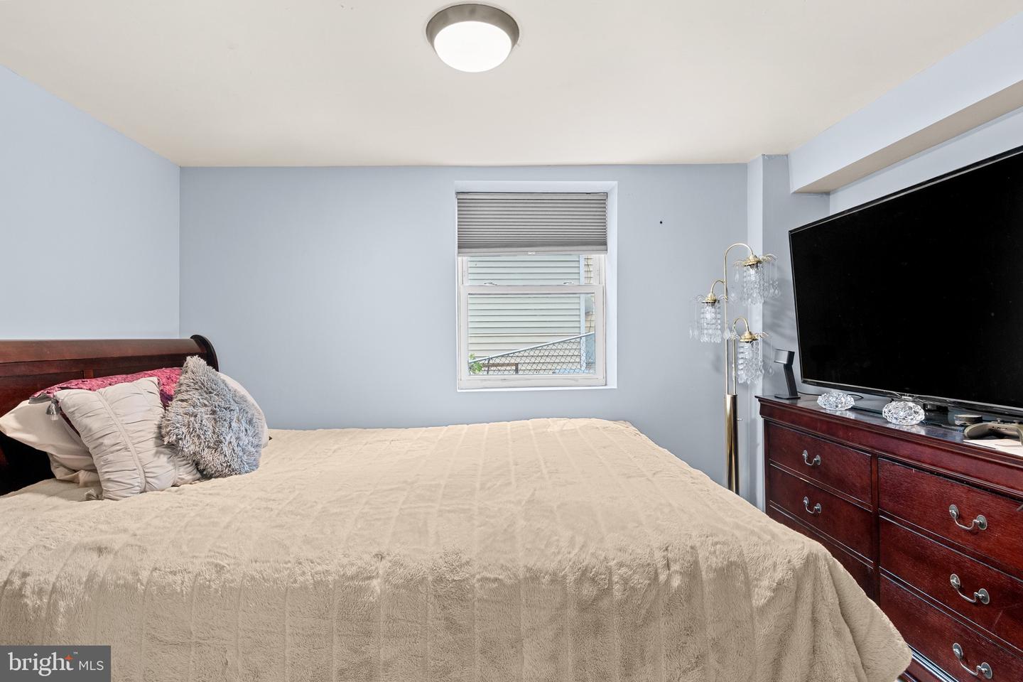 2322 FORT DR, ALEXANDRIA, Virginia 22303, 6 Bedrooms Bedrooms, ,3 BathroomsBathrooms,Residential,For sale,2322 FORT DR,VAFX2243730 MLS # VAFX2243730