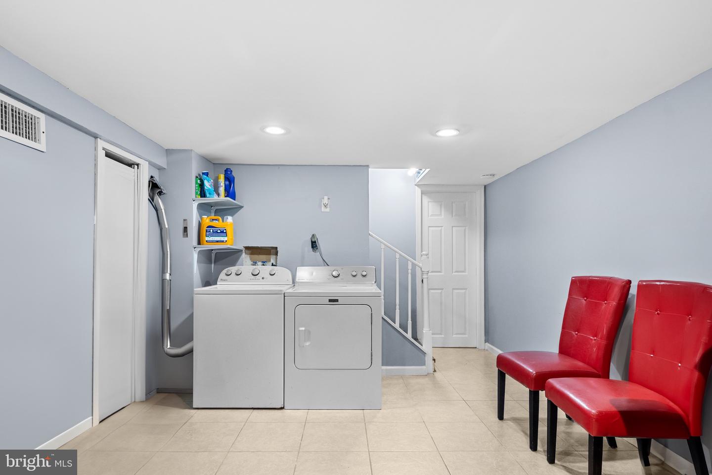 2322 FORT DR, ALEXANDRIA, Virginia 22303, 6 Bedrooms Bedrooms, ,3 BathroomsBathrooms,Residential,For sale,2322 FORT DR,VAFX2243730 MLS # VAFX2243730