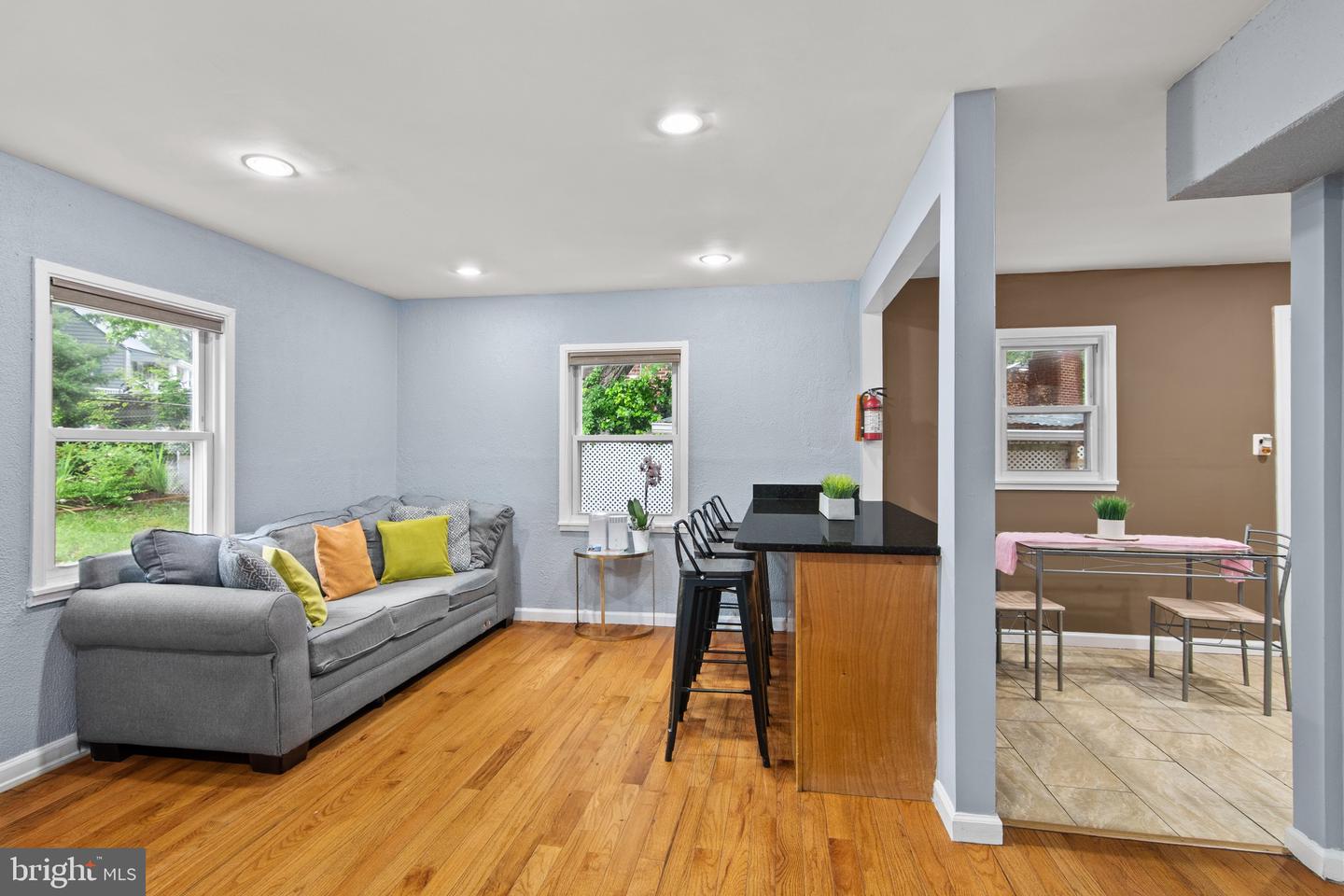 2322 FORT DR, ALEXANDRIA, Virginia 22303, 6 Bedrooms Bedrooms, ,3 BathroomsBathrooms,Residential,For sale,2322 FORT DR,VAFX2243730 MLS # VAFX2243730