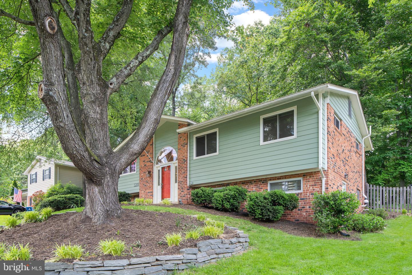 5209 STONINGTON DR, FAIRFAX, Virginia 22032, 4 Bedrooms Bedrooms, ,2 BathroomsBathrooms,Residential,For sale,5209 STONINGTON DR,VAFX2243740 MLS # VAFX2243740