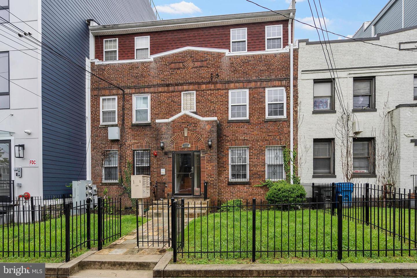 408 KENNEDY ST NW #202, WASHINGTON, District Of Columbia 20011, 2 Bedrooms Bedrooms, ,2 BathroomsBathrooms,Residential,For sale,408 KENNEDY ST NW #202,DCDC2202874 MLS # DCDC2202874
