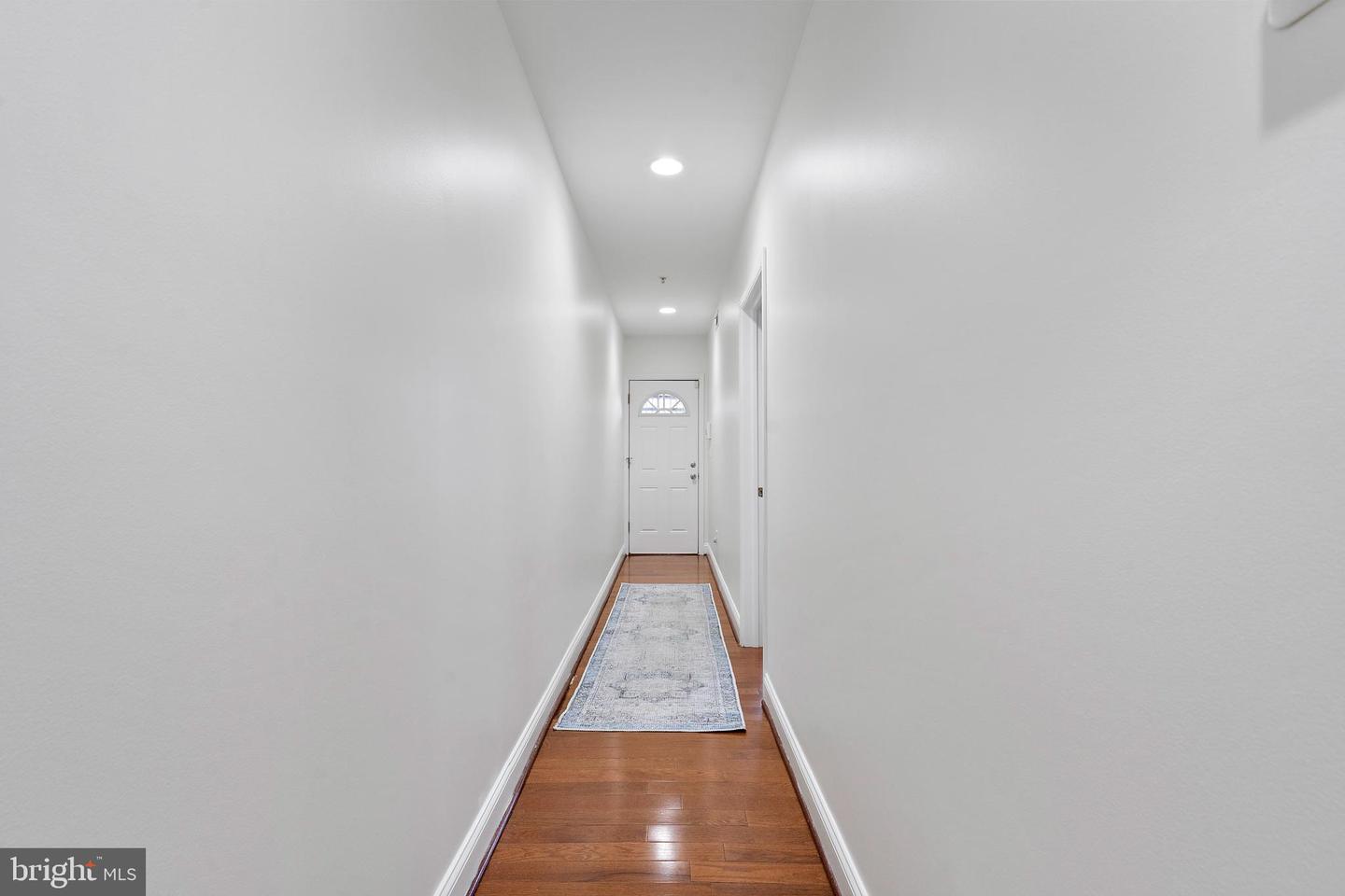 408 KENNEDY ST NW #202, WASHINGTON, District Of Columbia 20011, 2 Bedrooms Bedrooms, ,2 BathroomsBathrooms,Residential,For sale,408 KENNEDY ST NW #202,DCDC2202874 MLS # DCDC2202874