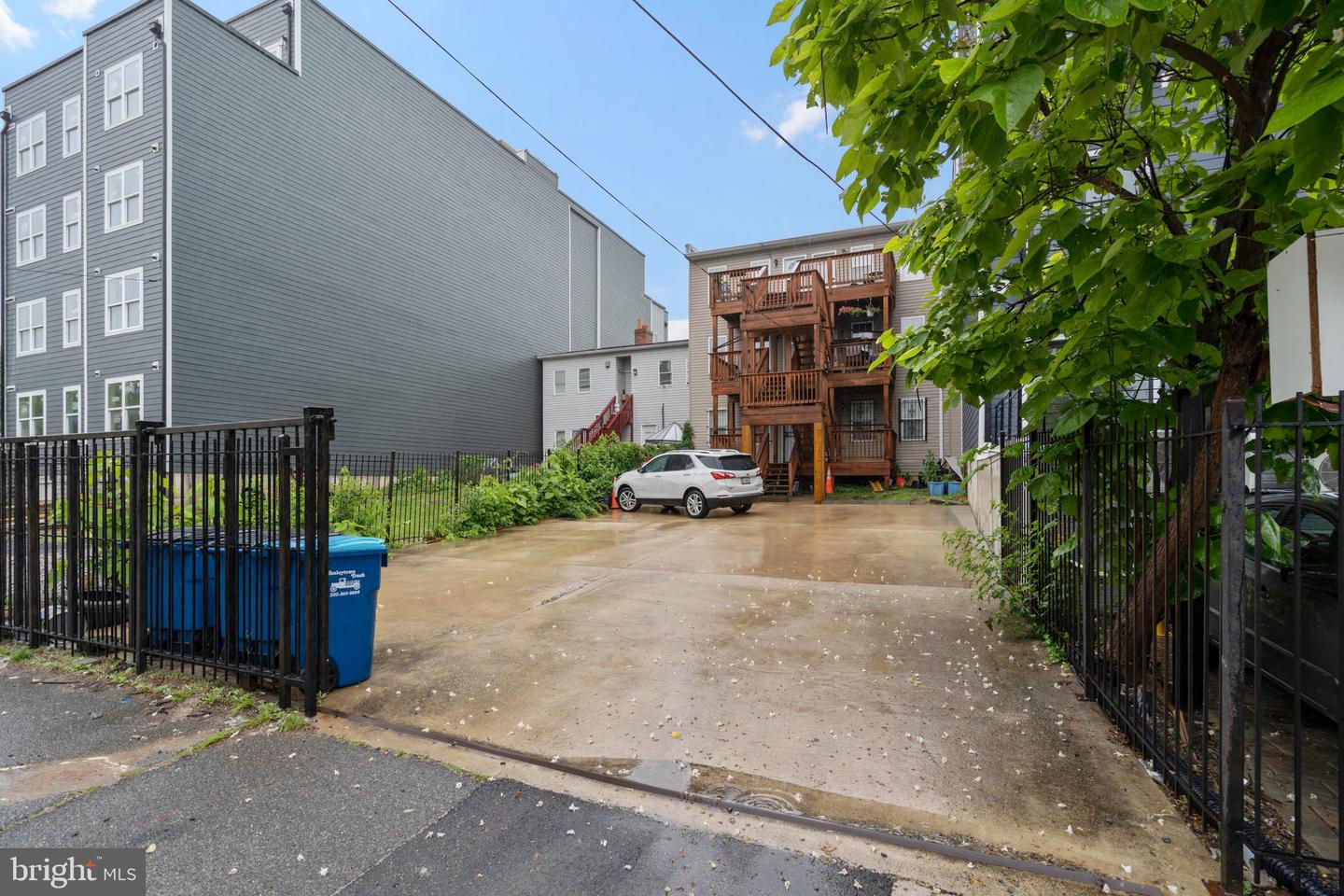 408 KENNEDY ST NW #202, WASHINGTON, District Of Columbia 20011, 2 Bedrooms Bedrooms, ,2 BathroomsBathrooms,Residential,For sale,408 KENNEDY ST NW #202,DCDC2202874 MLS # DCDC2202874