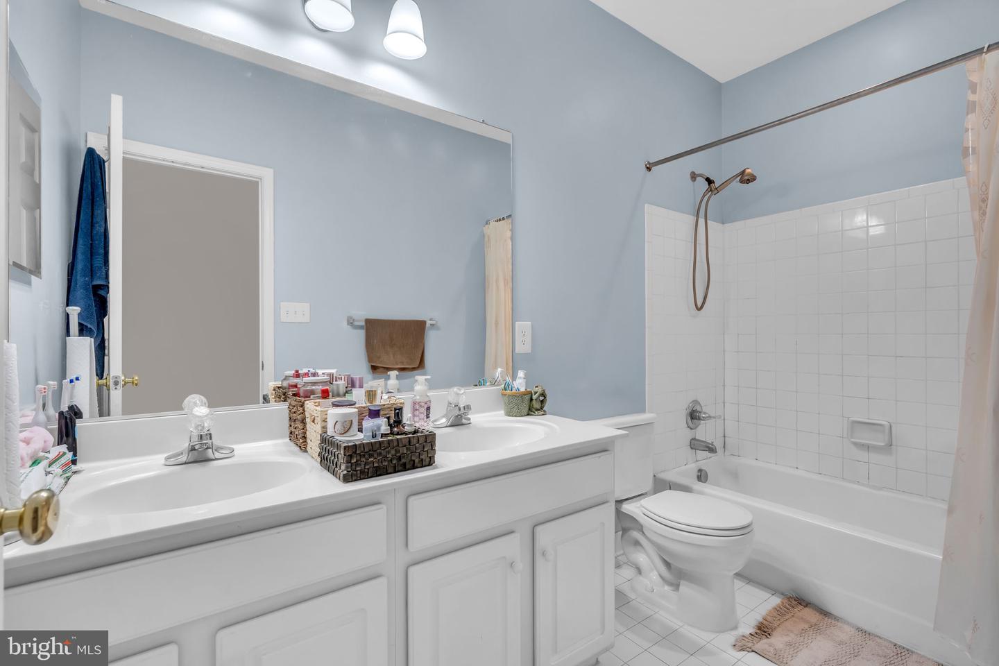 10079 ORLAND STONE DR, BRISTOW, Virginia 20136, 5 Bedrooms Bedrooms, ,3 BathroomsBathrooms,Residential,For sale,10079 ORLAND STONE DR,VAPW2095746 MLS # VAPW2095746