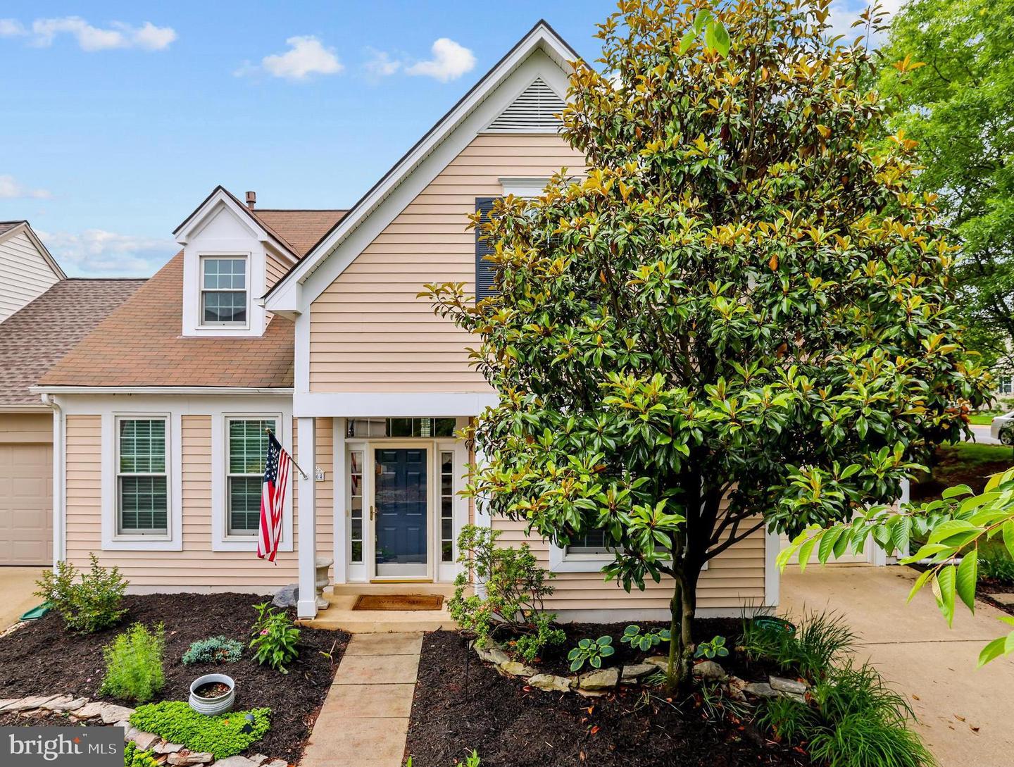 20464 WALSHEID TER, ASHBURN, Virginia 20147, 3 Bedrooms Bedrooms, ,2 BathroomsBathrooms,Residential,For sale,20464 WALSHEID TER,VALO2098118 MLS # VALO2098118