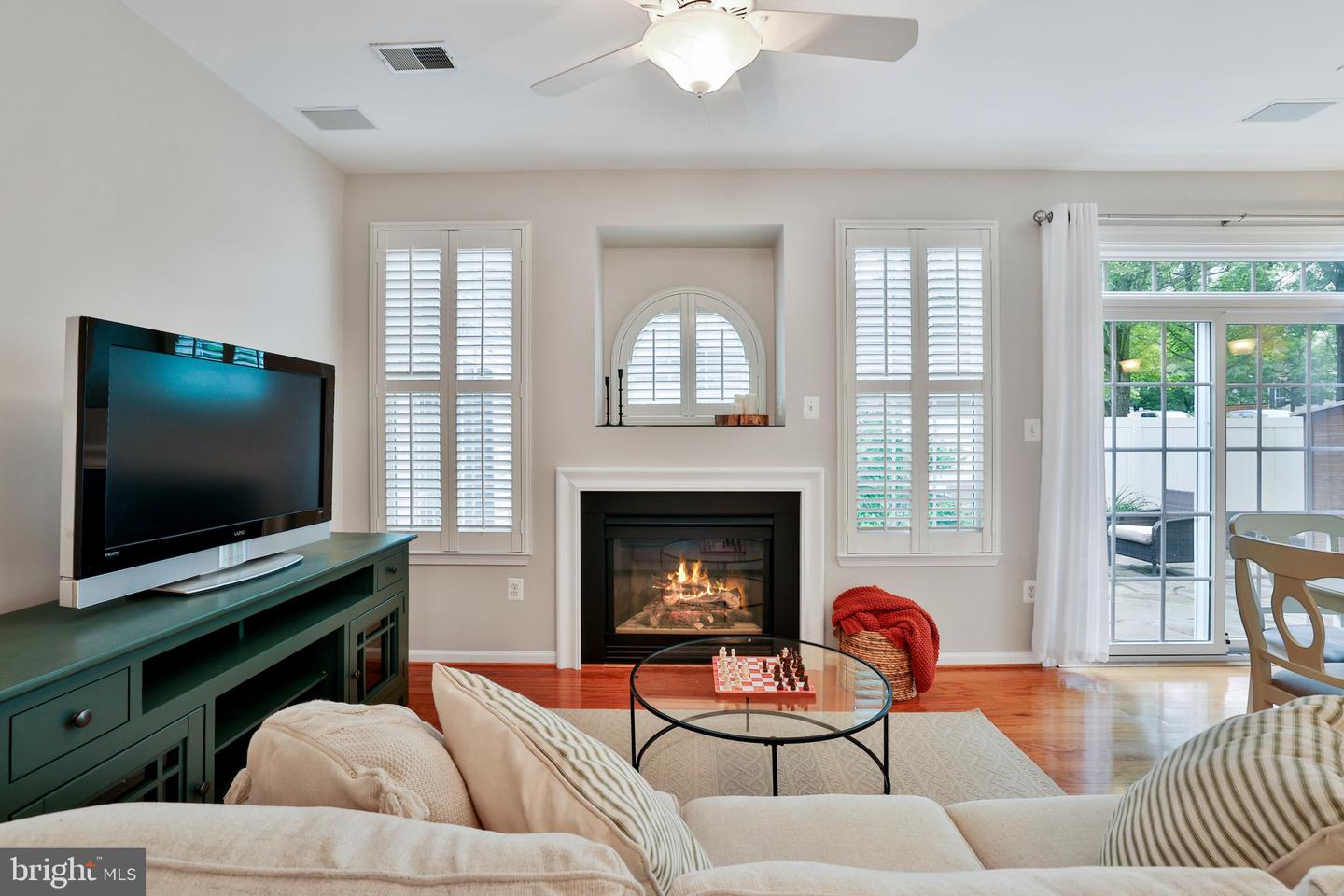 20464 WALSHEID TER, ASHBURN, Virginia 20147, 3 Bedrooms Bedrooms, ,2 BathroomsBathrooms,Residential,For sale,20464 WALSHEID TER,VALO2098118 MLS # VALO2098118