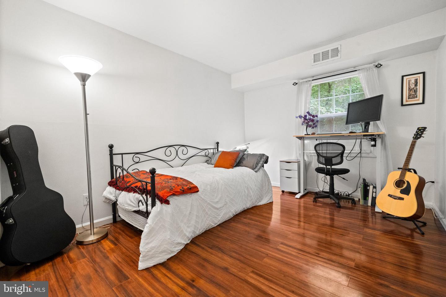 5907L NOBLESTOWN RD #72, SPRINGFIELD, Virginia 22152, 2 Bedrooms Bedrooms, ,1 BathroomBathrooms,Residential,For sale,5907L NOBLESTOWN RD #72,VAFX2243676 MLS # VAFX2243676