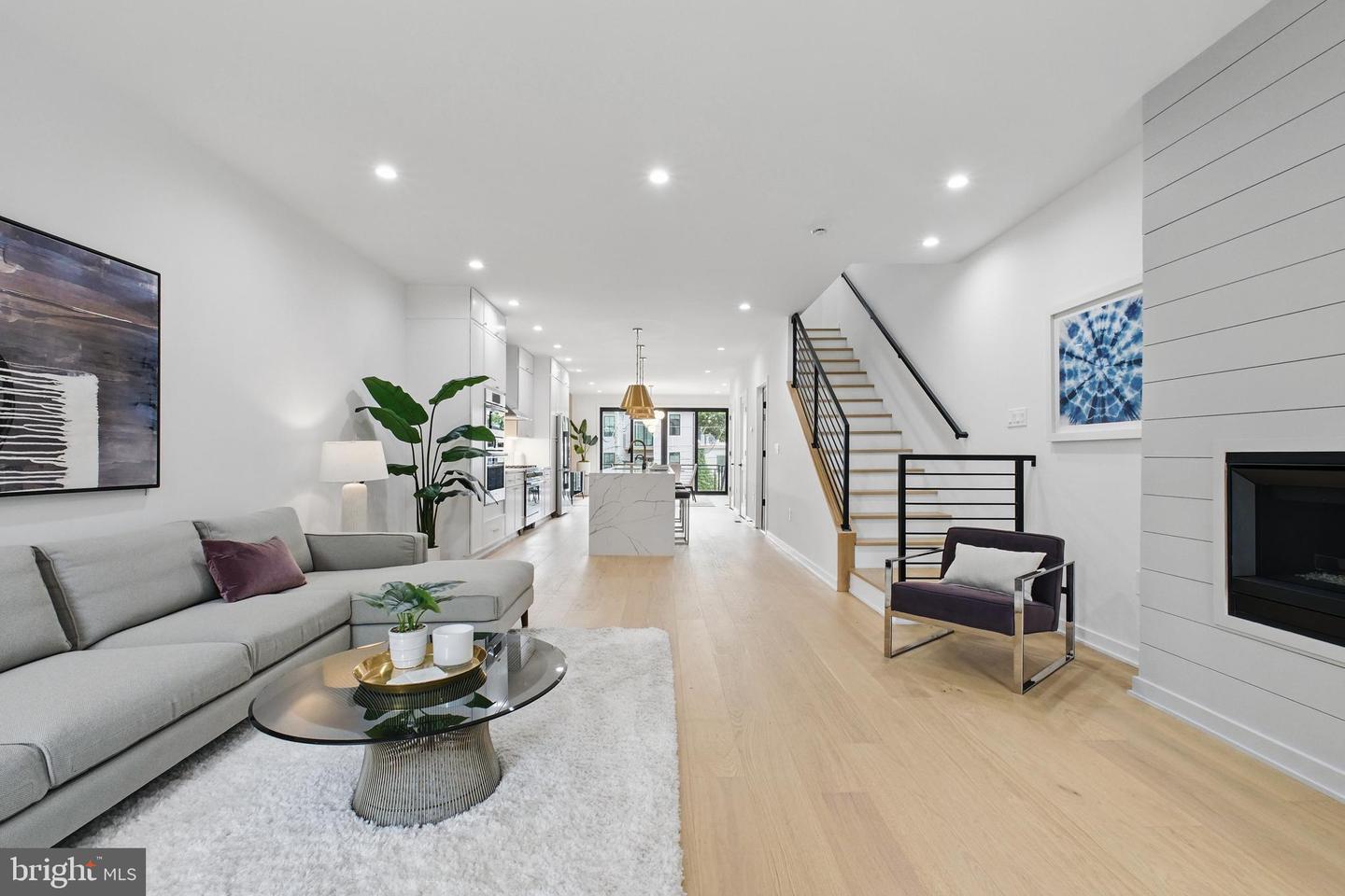 3802 T ST NW, WASHINGTON, District Of Columbia 20007, 6 Bedrooms Bedrooms, ,4 BathroomsBathrooms,Residential,For sale,3802 T ST NW,DCDC2202964 MLS # DCDC2202964