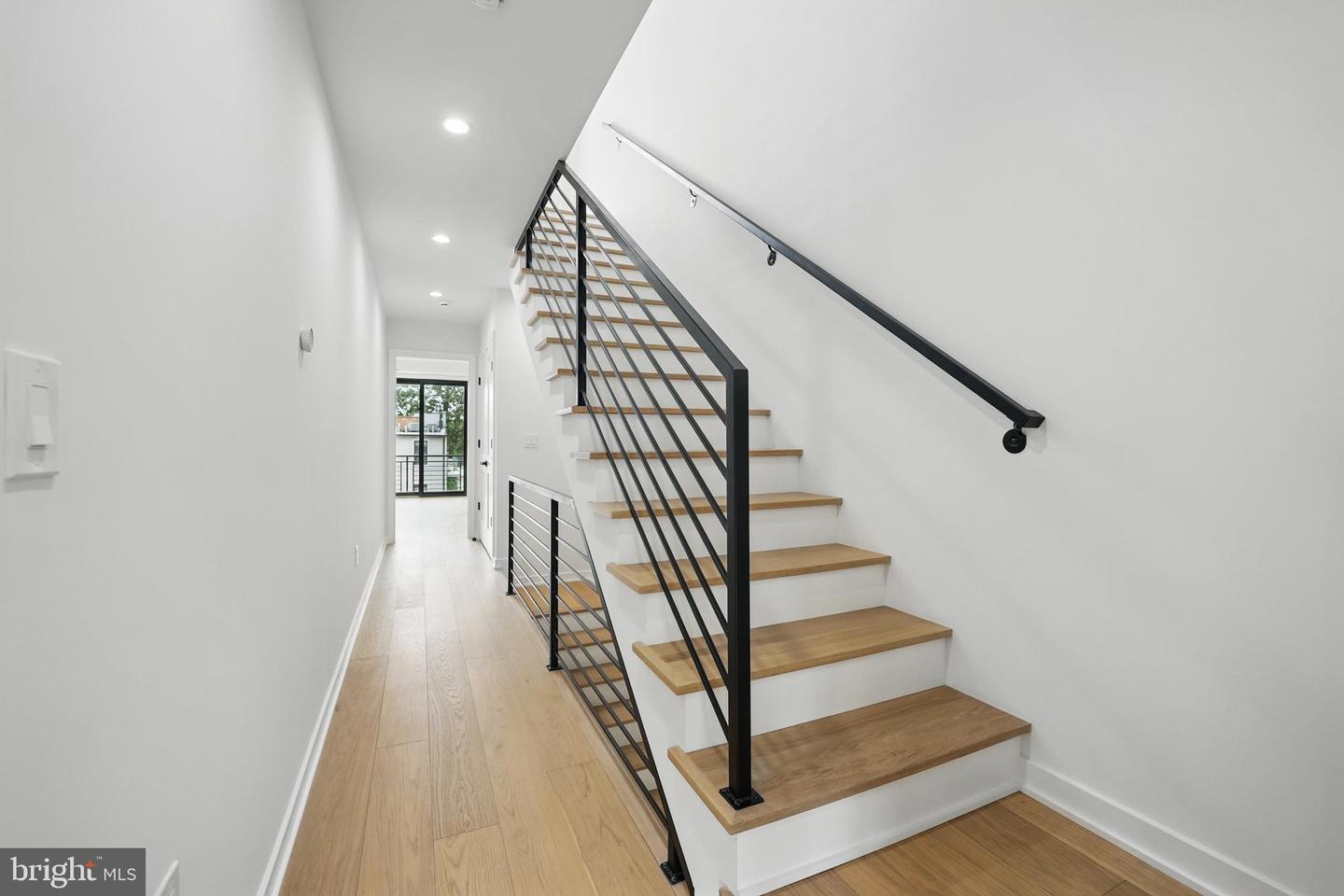 3802 T ST NW, WASHINGTON, District Of Columbia 20007, 6 Bedrooms Bedrooms, ,4 BathroomsBathrooms,Residential,For sale,3802 T ST NW,DCDC2202964 MLS # DCDC2202964