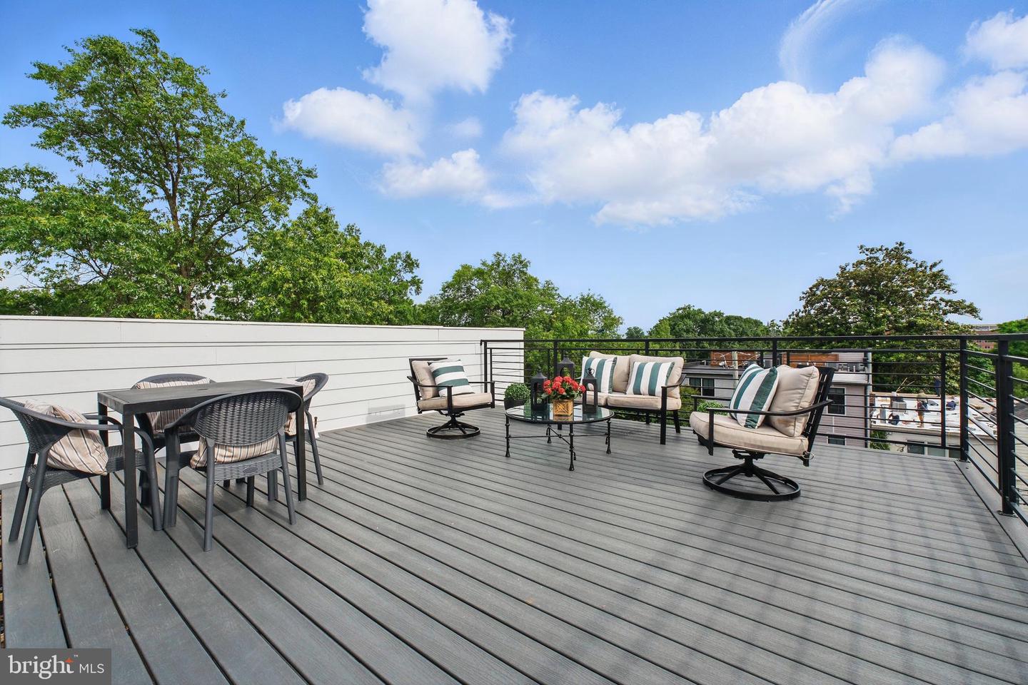 3802 T ST NW, WASHINGTON, District Of Columbia 20007, 6 Bedrooms Bedrooms, ,4 BathroomsBathrooms,Residential,For sale,3802 T ST NW,DCDC2202964 MLS # DCDC2202964