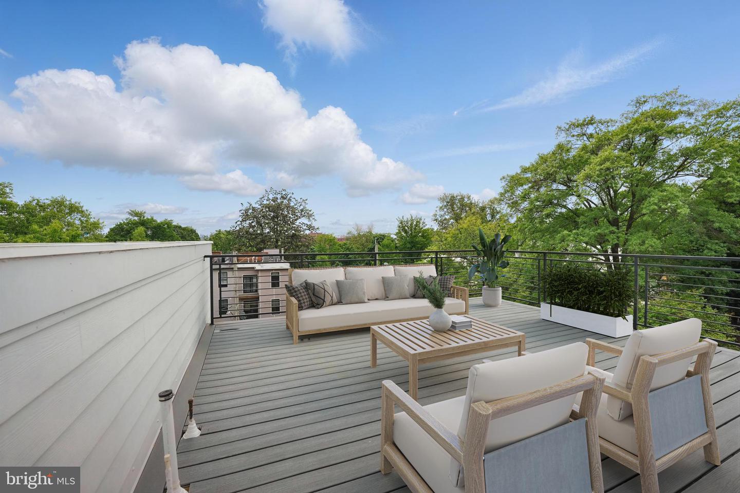 3802 T ST NW, WASHINGTON, District Of Columbia 20007, 6 Bedrooms Bedrooms, ,4 BathroomsBathrooms,Residential,For sale,3802 T ST NW,DCDC2202964 MLS # DCDC2202964