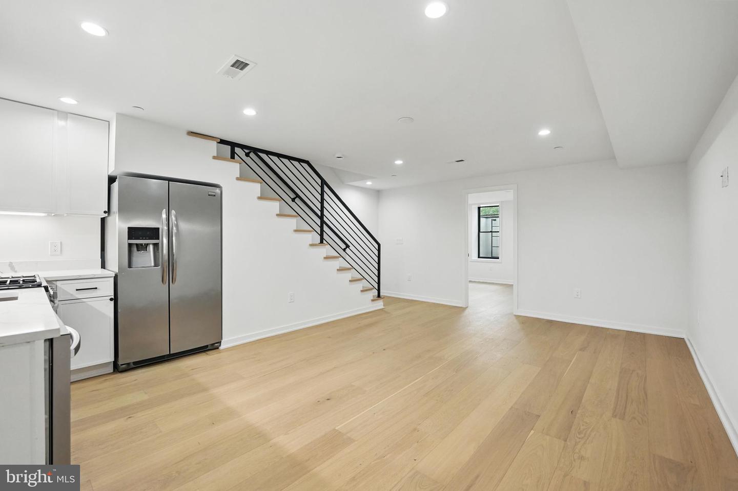 3802 T ST NW, WASHINGTON, District Of Columbia 20007, 6 Bedrooms Bedrooms, ,4 BathroomsBathrooms,Residential,For sale,3802 T ST NW,DCDC2202964 MLS # DCDC2202964